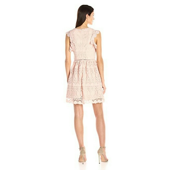 J.O.A Women's Floral Ruffle Shoulder - Picture 5 of 8